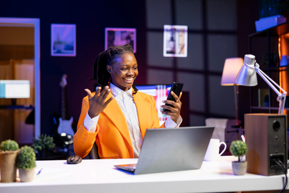 The 2 Best E-commerce Platforms for Starting an Online Store: An Honest Review. 1 The 2 Best E-commerce Platforms for Starting an Online Store: A Honest Review.