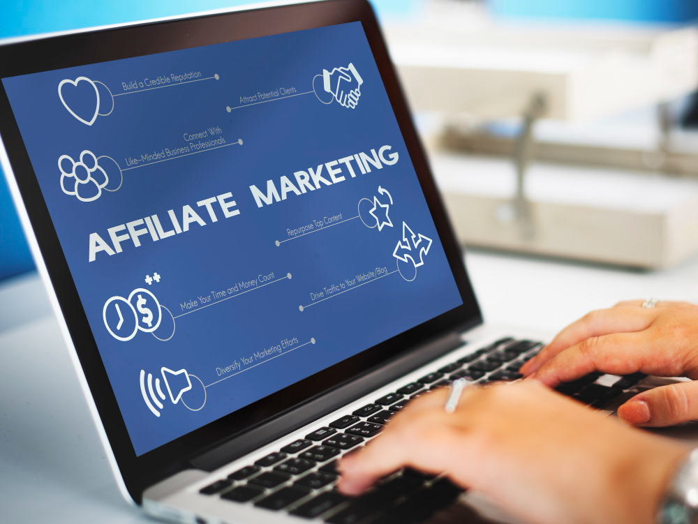 How to Make Money Online Through Affiliate Marketing: 5 Things to Know 1 How to Make Money Online Through Affiliate Marketing: 5 Things to Know